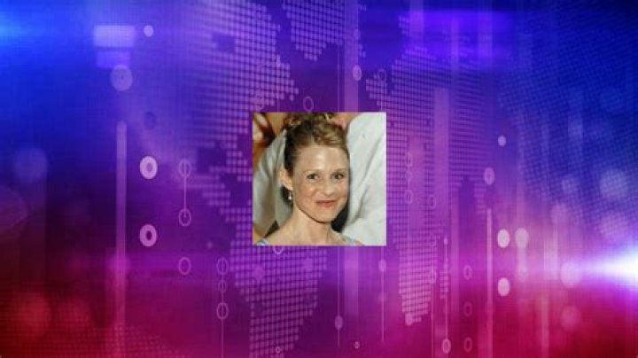 Arija Bareikis Net Worth