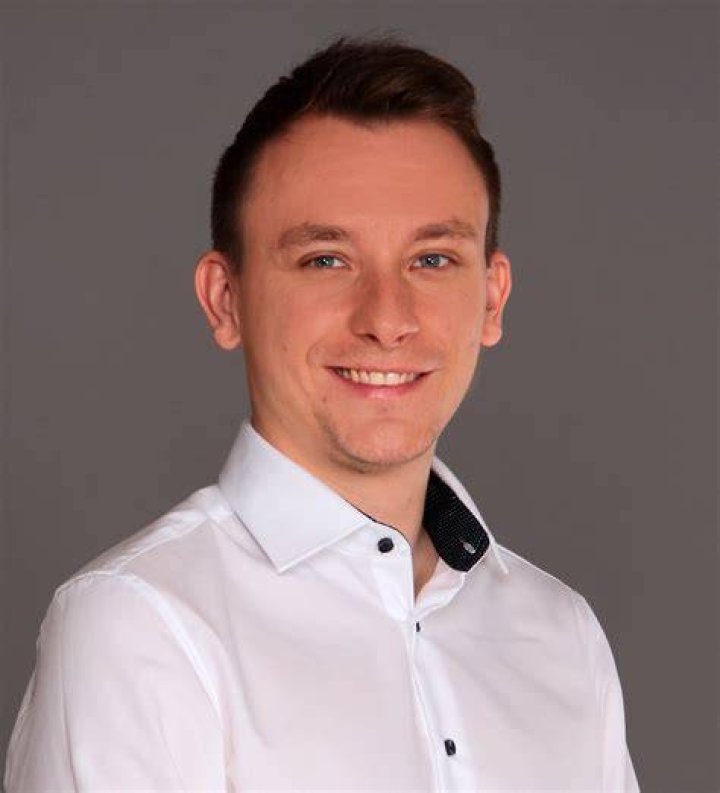 Christopher Straub