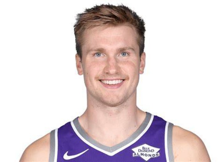 Eric Mika