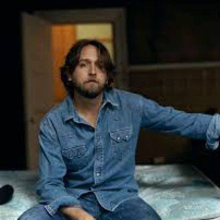 Hayes Carll Net Worth
