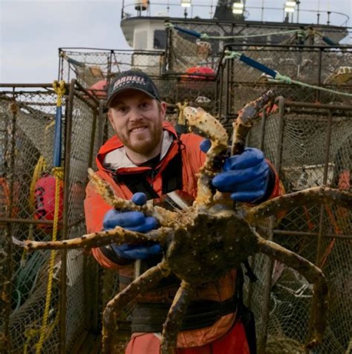 How Much do Deckhands Make on Deadliest Catch? Pay Revealed