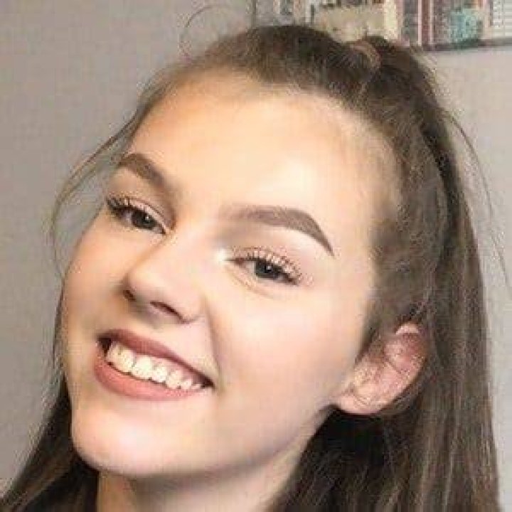 Isabelle Weall Net Worth