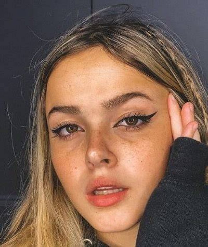 Kayla Patterson keeps on experimenting and creating new looks for her videos