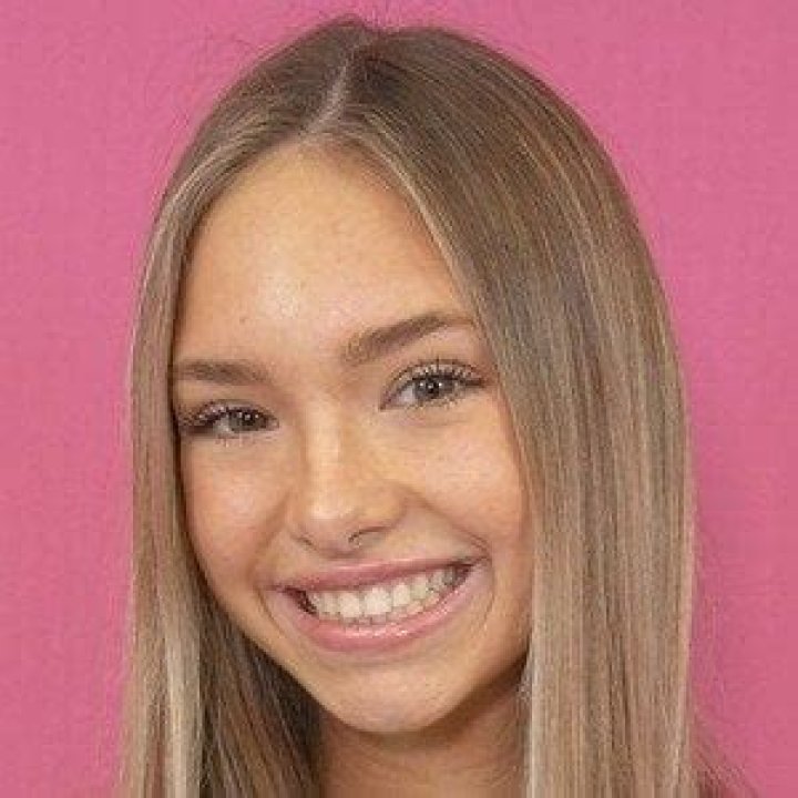 Madison Vanderveen