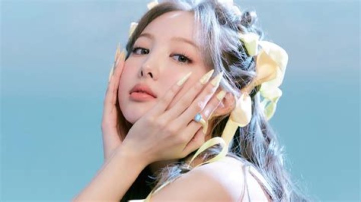 Nayeon