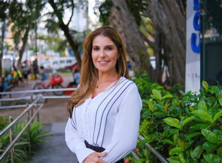 Paula Bastos