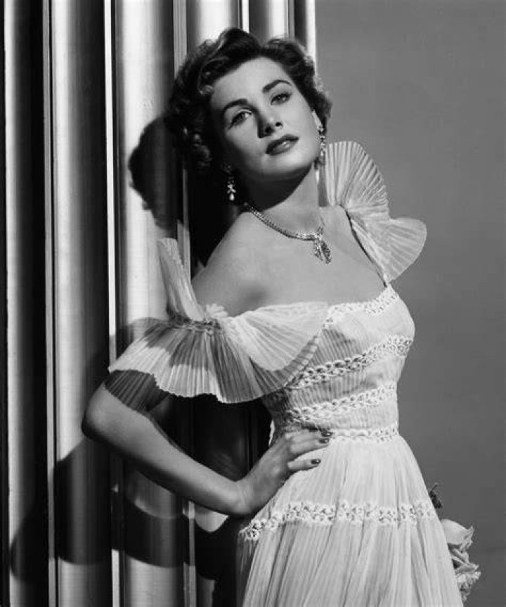 Renate Hoy