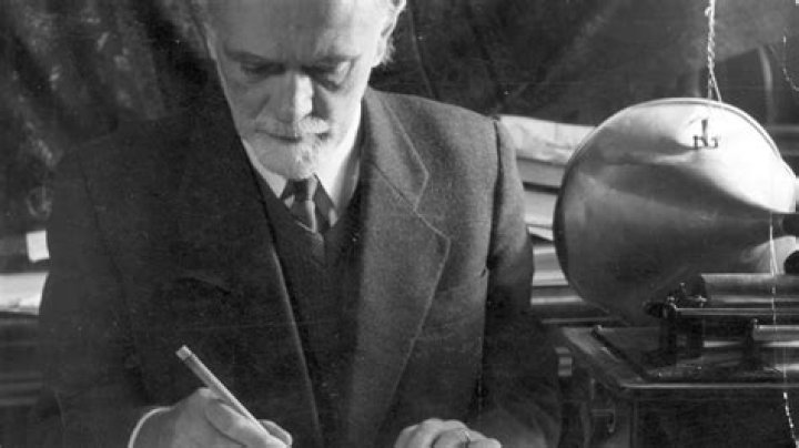 Zoltan Cs&ouml;rsz